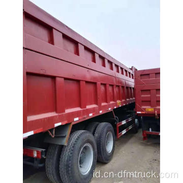 LHD / RHD 8X4 dump truck Howo yang diperbarui